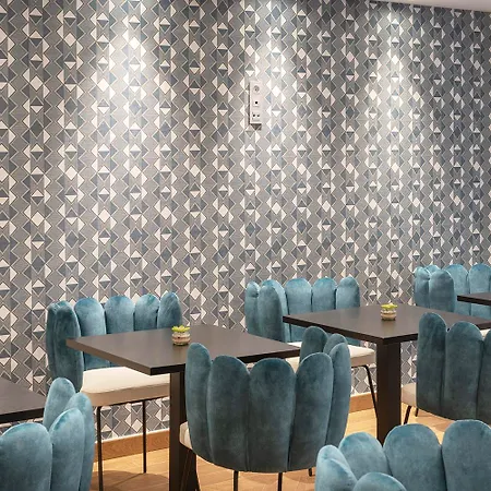 Eurostars Mediterranea Plaza Hotel 4*