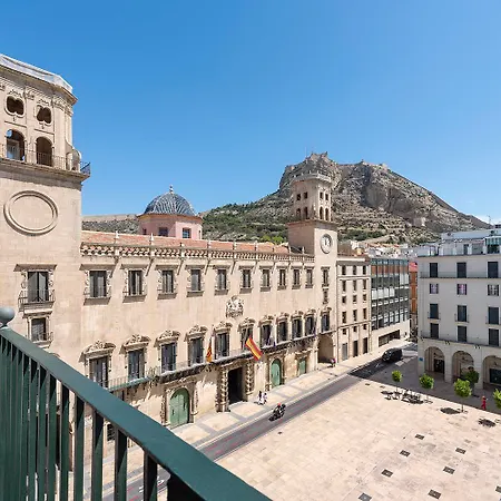 Eurostars Mediterranea Plaza Hotel 4*