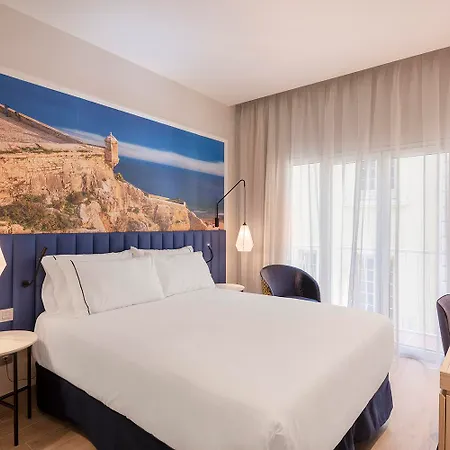 Eurostars Mediterranea Plaza Hotel