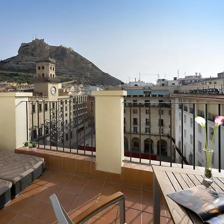 Hotel Eurostars Mediterranea Plaza 4*